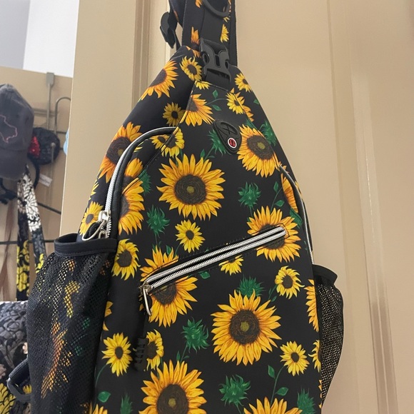 Sunflower Corssbody bag - Picture 3 of 3
